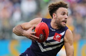 Fremantle Dockers’ defensive keen to lock out-of-contract Griffin Logue away on fresh deal