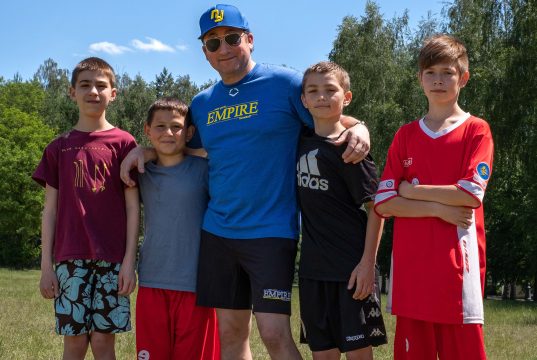 Brooklyn native leads effort to bring baseball to Ukraine war victims