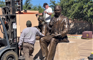 Sculptor talks about commitment to immortalize key pieces of El Paso history
