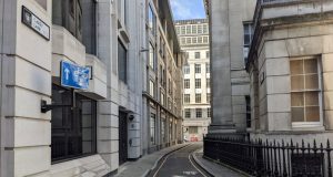 London’s Alleys: Carey Lane, EC2