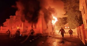 ‘Jump on the mattress’: Man helps save neighbors trapped in burning home