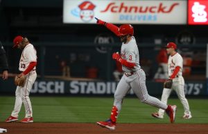 Phillies hold off Cardinals 2-0 to sweep NL wild-card series