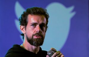 Twitter Begins Rolling Out $7.99 Subscription Fee for Blue Check Verification