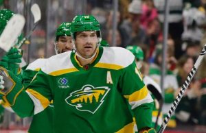 Bowness shows he has Hellebuyck’s back in game where nothing went right for Jets