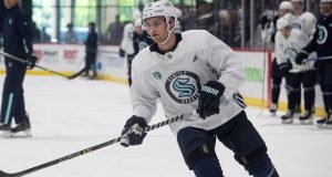 Shane Wright keeps scoring, adds a pair in his second AHL game