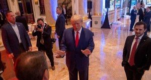 Trump Turns Up Nose at Twitter After Musk Restores His Banned Account