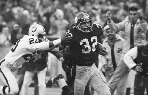 Steelers Hall of Fame running back Franco Harris dies at 72