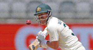 Warner agent says players told to tamper with ball