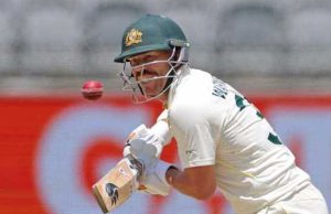 Warner agent says players told to tamper with ball