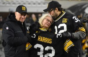 ‘Felt like he was with us tonight’: Steelers honour Harris with win over Raiders
