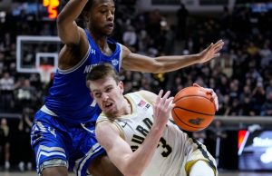 Kaufman-Renn leads No. 1 Purdue past New Orleans 74-53