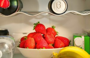 98.3 TRY Social Dilemma: Can I clean out the office fridge without asking anyone?