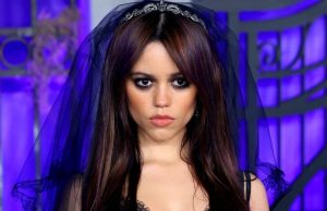 Jenna Ortega Stuns in Versace in Photos From ‘Wednesday’ Premiere