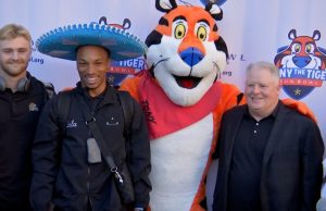 UCLA arrives in El Paso for Tony the Tiger Sun Bowl; Pitt practices at Eastwood