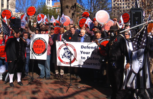 Lobby Day brings dueling rallies on gun debate to Virginia State Capitol