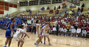 Jesuit hits 7 threes in district win over Brother Martin, 68-55