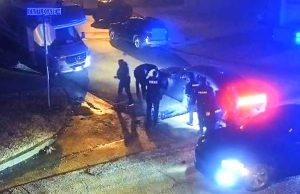 Tyre Nichols: Retired Memphis first responder analyzes arrest