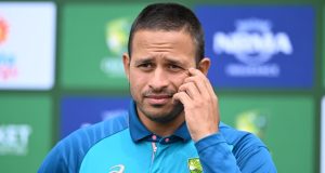 Visa issues leave Usman Khawaja stranded in Australia as teammates arrive in India